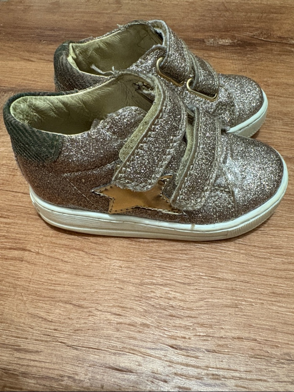 Falcotto Gold Girls Glitter Star Hook & Loop Sneakers Size 5